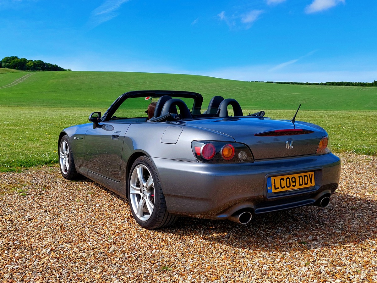 2009 Honda S2000 Image 2